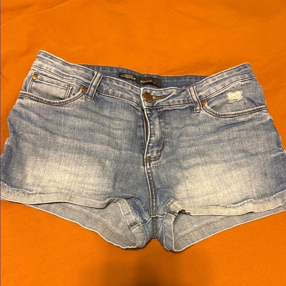 Women's Blue Denim Shorts Size 28